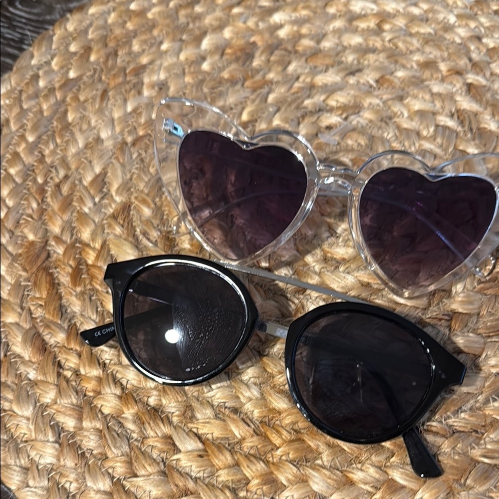 Heart-Shaped Clear and Black Sunglasses - bundle